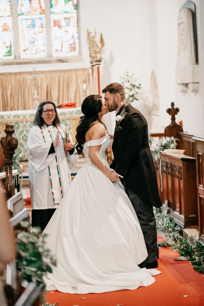 WeddingHertfordshireKatJack-00061